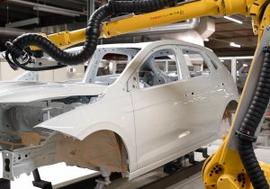 Instalación de una celda robotizada para la medición de espesores de pintura en la Factoria de VW- Navarra 
